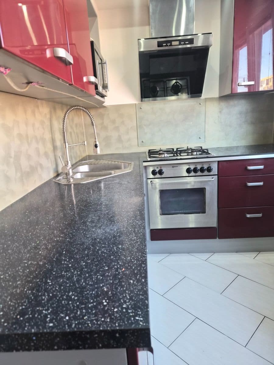 Prenájom bytu 2-izbový 50 m², Švermova, Beroun, Středočeský kraj Prenájom bytu 2-izbový 50 m², Švermova, Beroun, Středočeský kraj