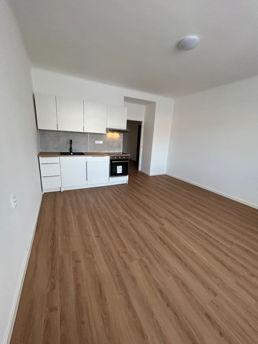 Predaj bytu 1-izbový 32 m², Kolbenova, Praha, Praha Predaj bytu 1-izbový 32 m², Kolbenova, Praha, Praha