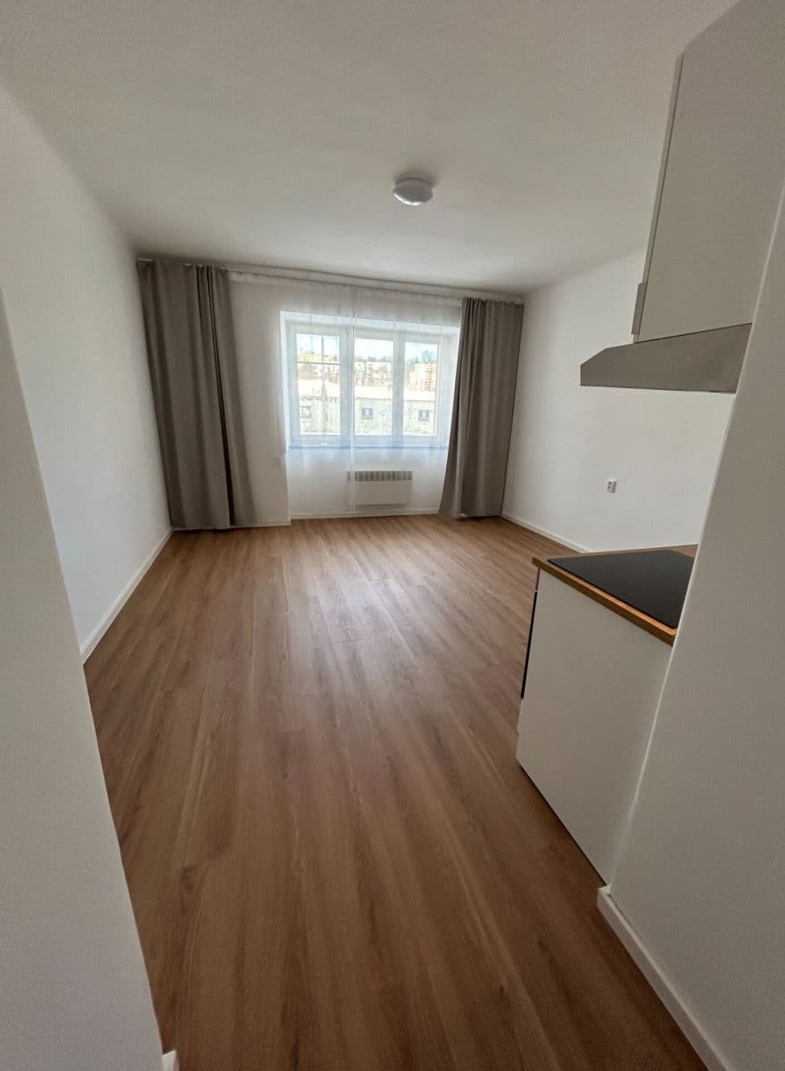 Predaj bytu 1-izbový 32 m², Kolbenova, Praha, Praha Predaj bytu 1-izbový 32 m², Kolbenova, Praha, Praha