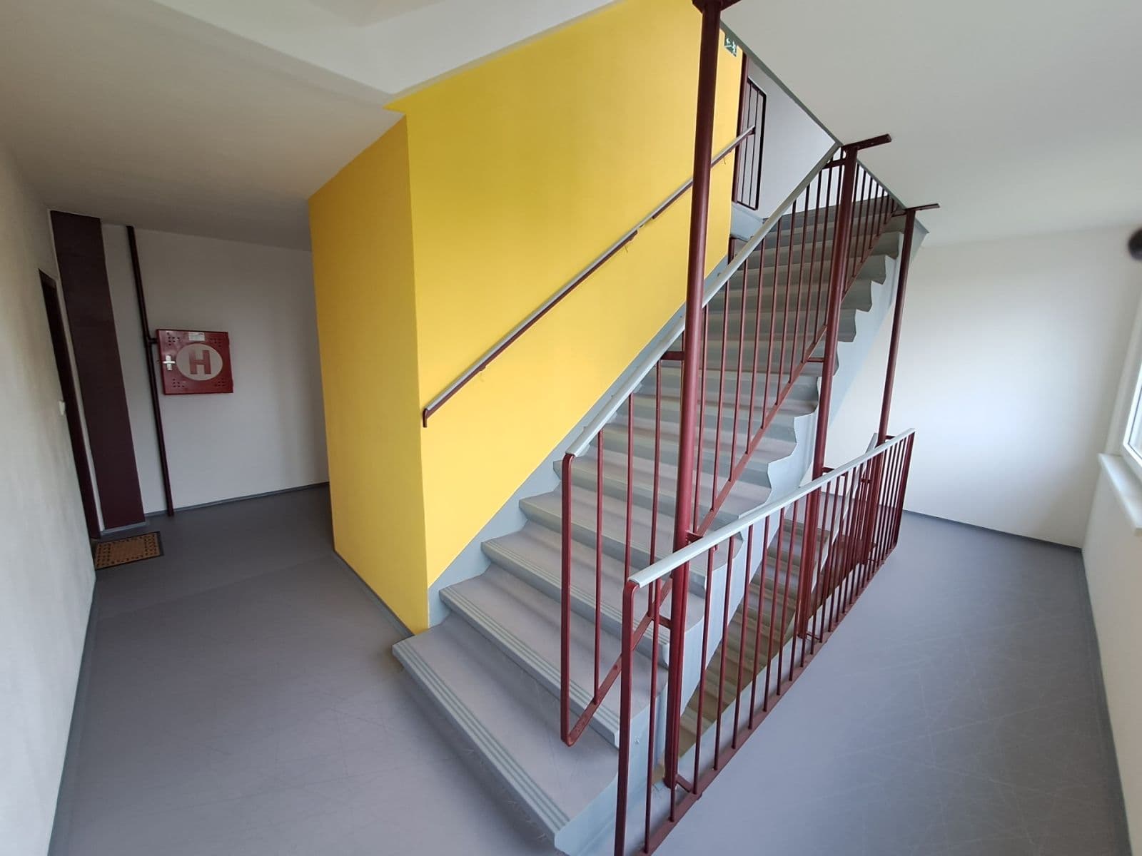 Prenájom bytu 2-izbový 43 m², Boháčova, Praha, Praha Prenájom bytu 2-izbový 43 m², Boháčova, Praha, Praha