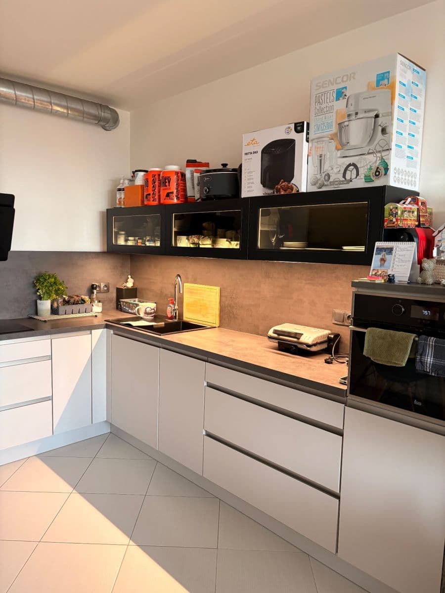 Prenájom bytu 2-izbový 53 m², Honzíkova, Praha, Praha Prenájom bytu 2-izbový 53 m², Honzíkova, Praha, Praha