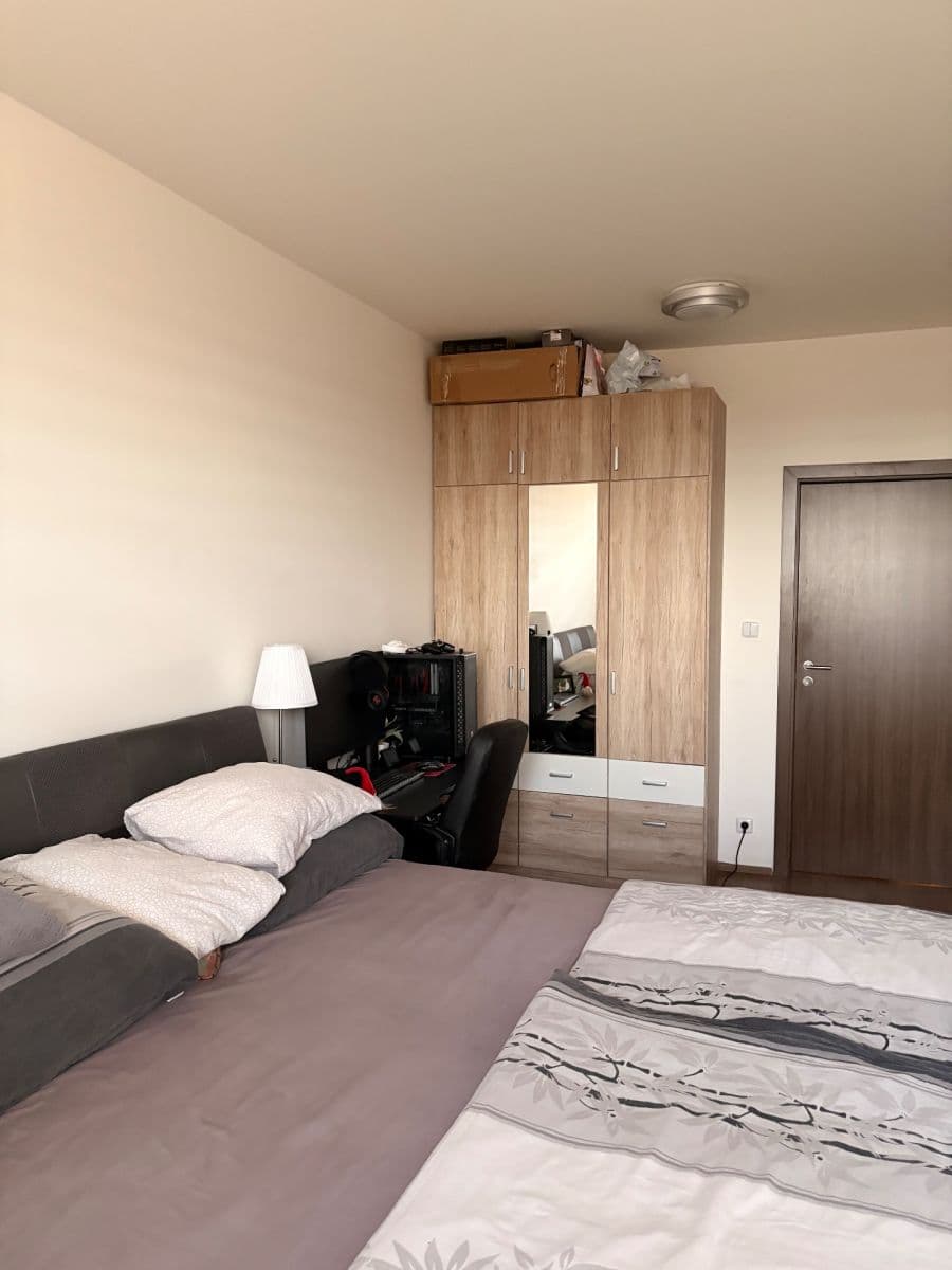 Prenájom bytu 2-izbový 53 m², Honzíkova, Praha, Praha Prenájom bytu 2-izbový 53 m², Honzíkova, Praha, Praha