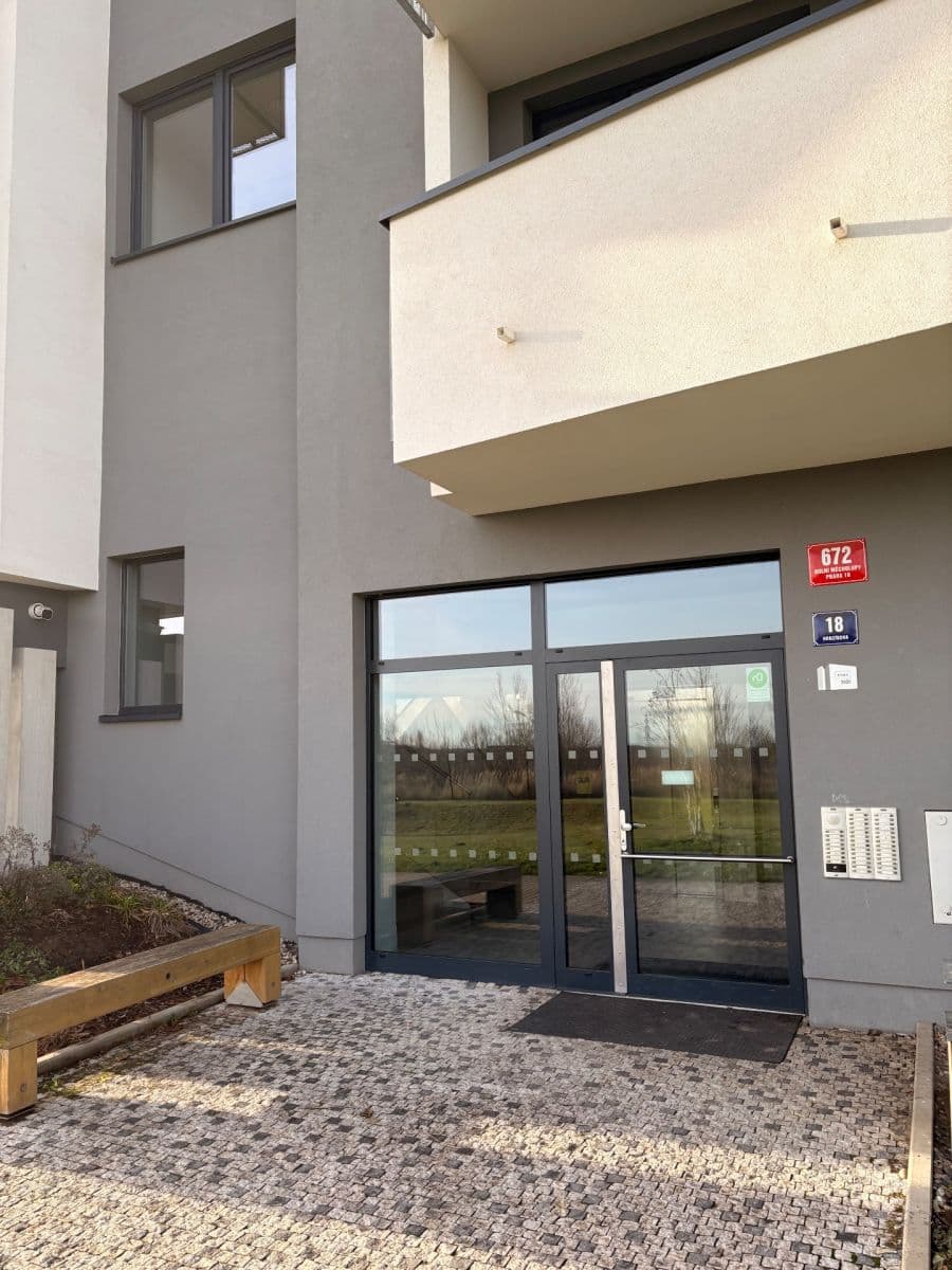 Prenájom bytu 2-izbový 53 m², Honzíkova, Praha, Praha Prenájom bytu 2-izbový 53 m², Honzíkova, Praha, Praha