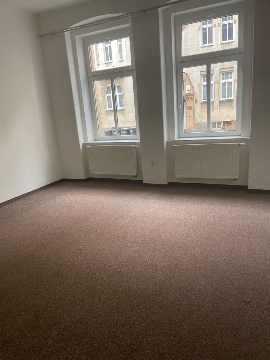 Prenájom bytu 1-izbový 57 m², Evropská, Cheb, Karlovarský kraj Prenájom bytu 1-izbový 57 m², Evropská, Cheb, Karlovarský kraj