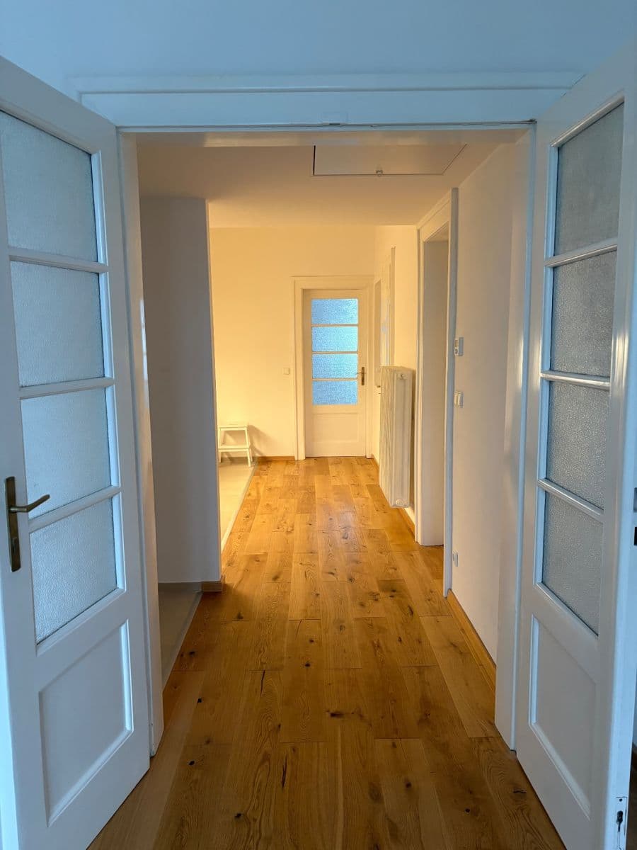 Prenájom bytu 3-izbový 95 m², Sokolovská, Praha, Praha Prenájom bytu 3-izbový 95 m², Sokolovská, Praha, Praha