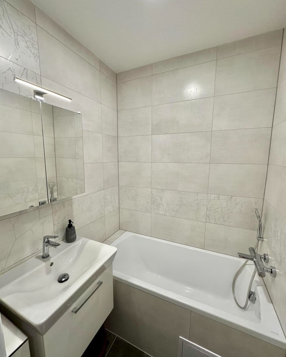 Predaj bytu 2-izbový 57 m², Souběžná, Brno, Jihomoravský kraj Predaj bytu 2-izbový 57 m², Souběžná, Brno, Jihomoravský kraj