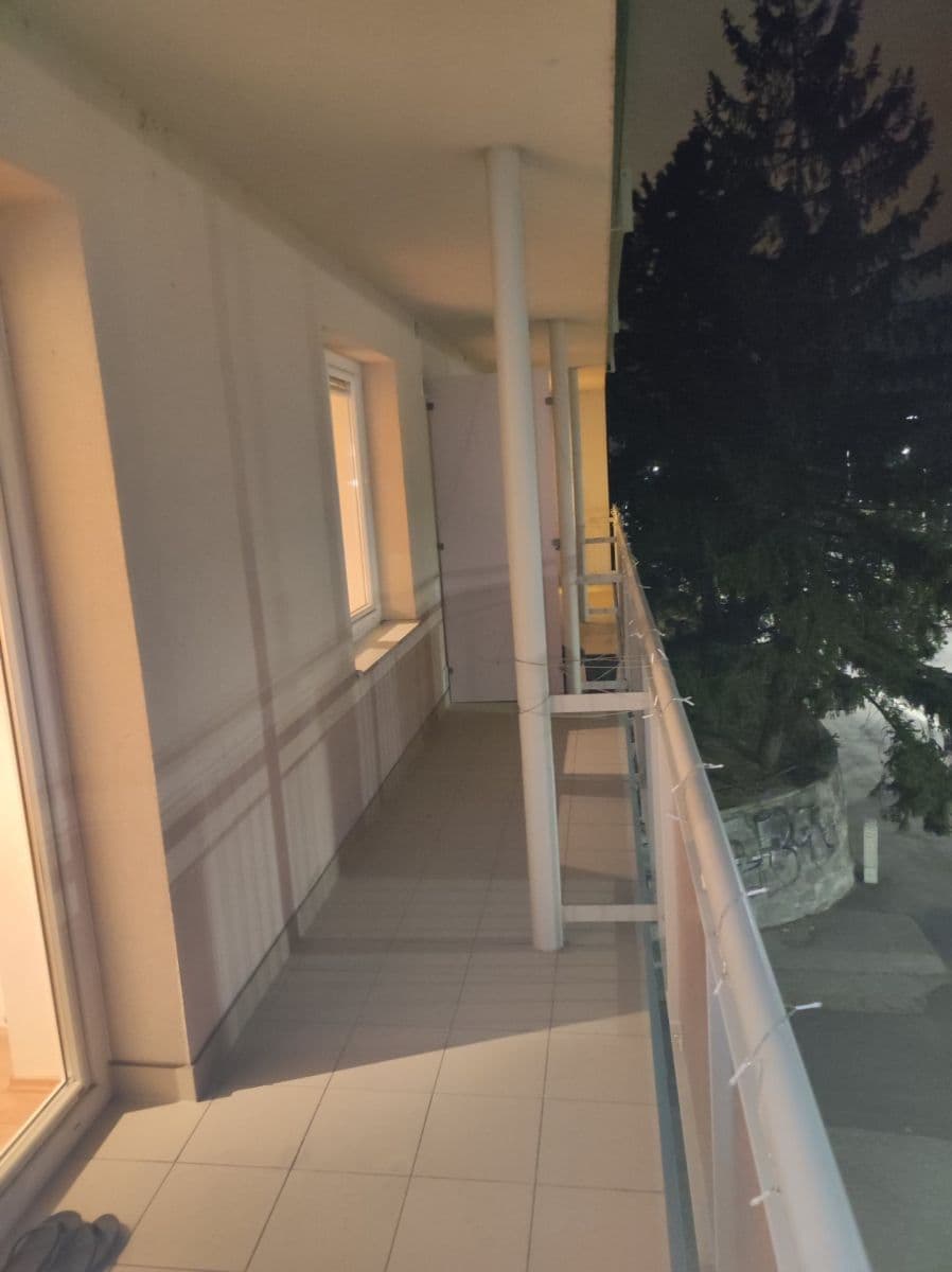 Prenájom bytu 1-izbový 37 m², Nábrežie arm. gen. Ludvíka Svobodu, Bratislava - mestská časť Staré Mesto, Bratislavský kraj Prenájom bytu 1-izbový 37 m², Nábrežie arm. gen. Ludvíka Svobodu, Bratislava - mestská časť Staré Mesto, Bratislavský kraj