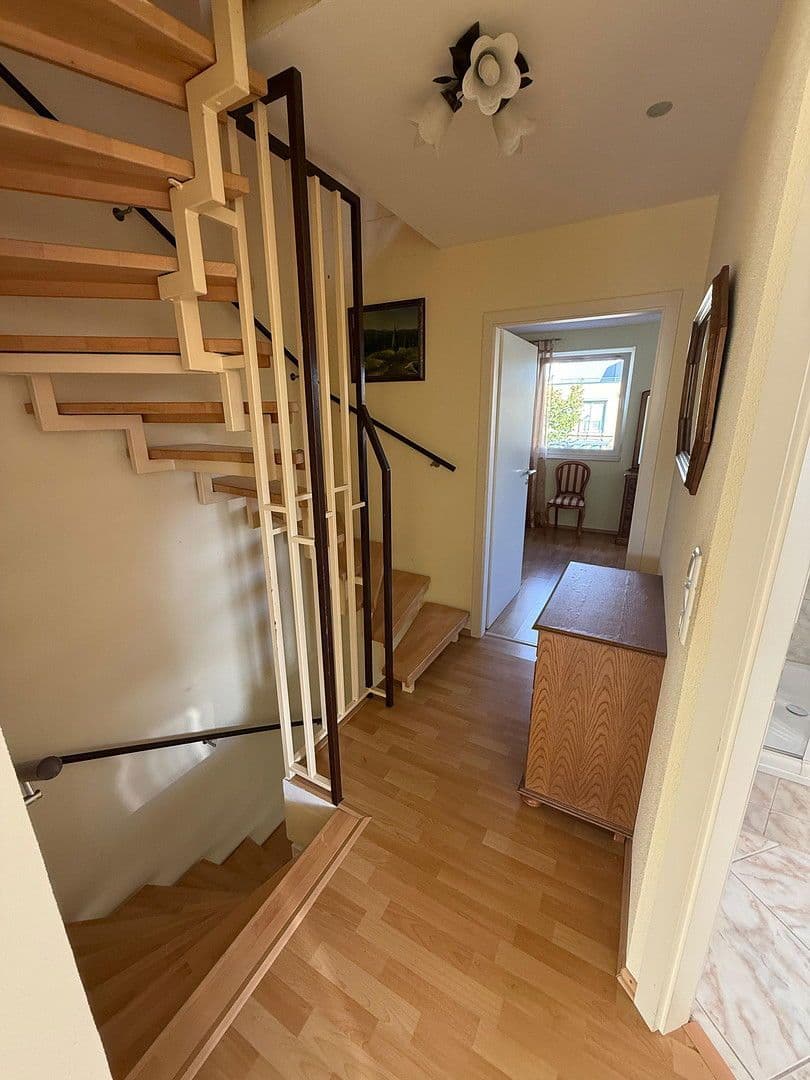 Predaj domu 135 m², pozemek 275 m², Reinbek, Šlezvicko-Holštajnsko Predaj domu 135 m², pozemek 275 m², Reinbek, Šlezvicko-Holštajnsko