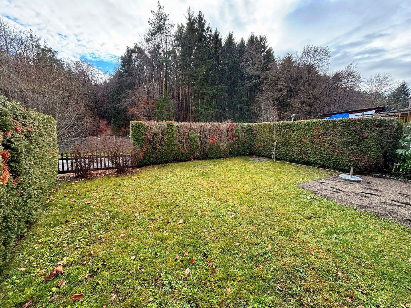 Predaj domu 30 m², pozemek 180 m², Mobilheimplatz Forchtenstein, Forchtenstein, Burgenland Predaj domu 30 m², pozemek 180 m², Mobilheimplatz Forchtenstein, Forchtenstein, Burgenland