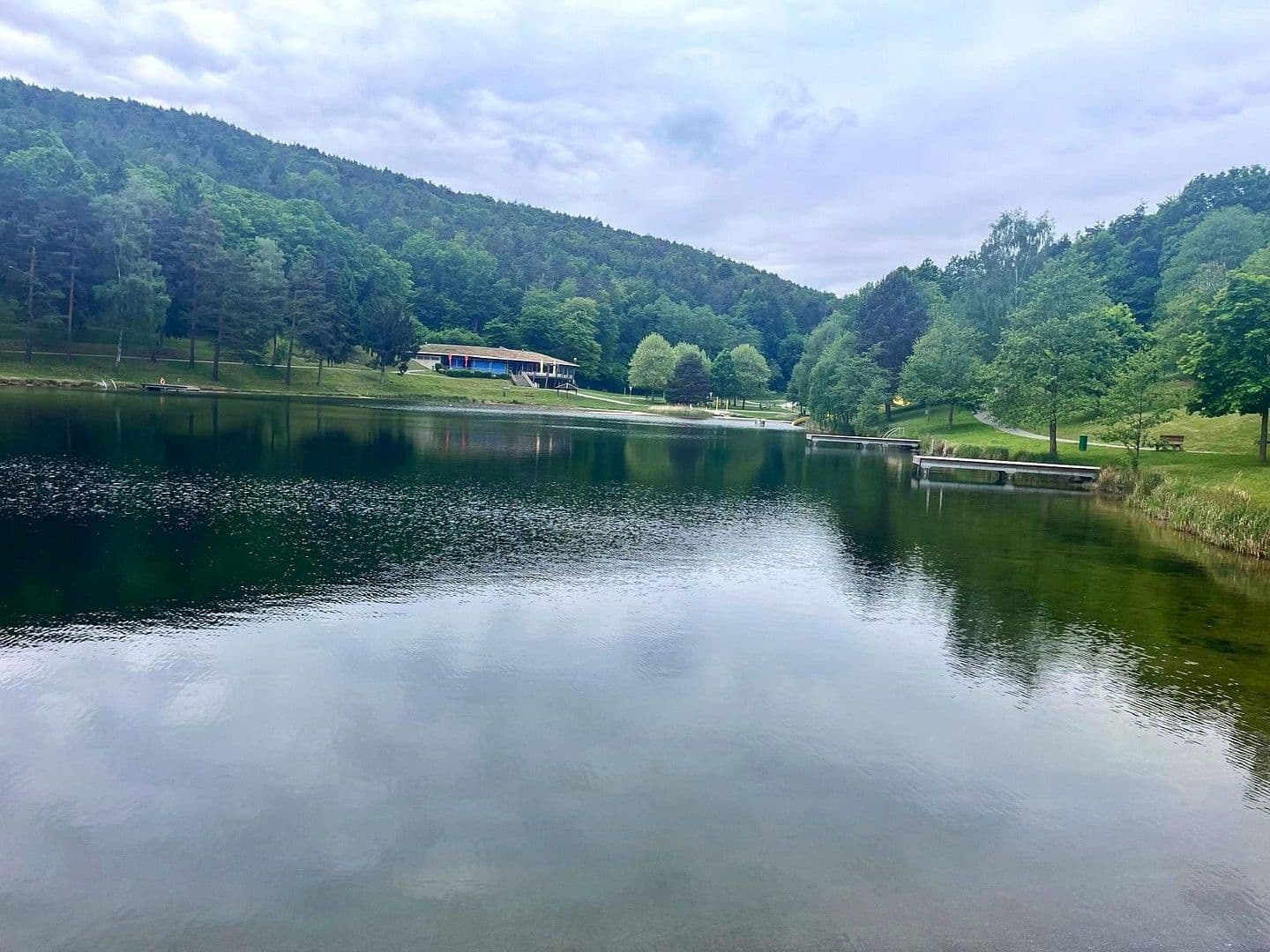 Predaj domu 30 m², pozemek 180 m², Mobilheimplatz Forchtenstein, Forchtenstein, Burgenland Predaj domu 30 m², pozemek 180 m², Mobilheimplatz Forchtenstein, Forchtenstein, Burgenland