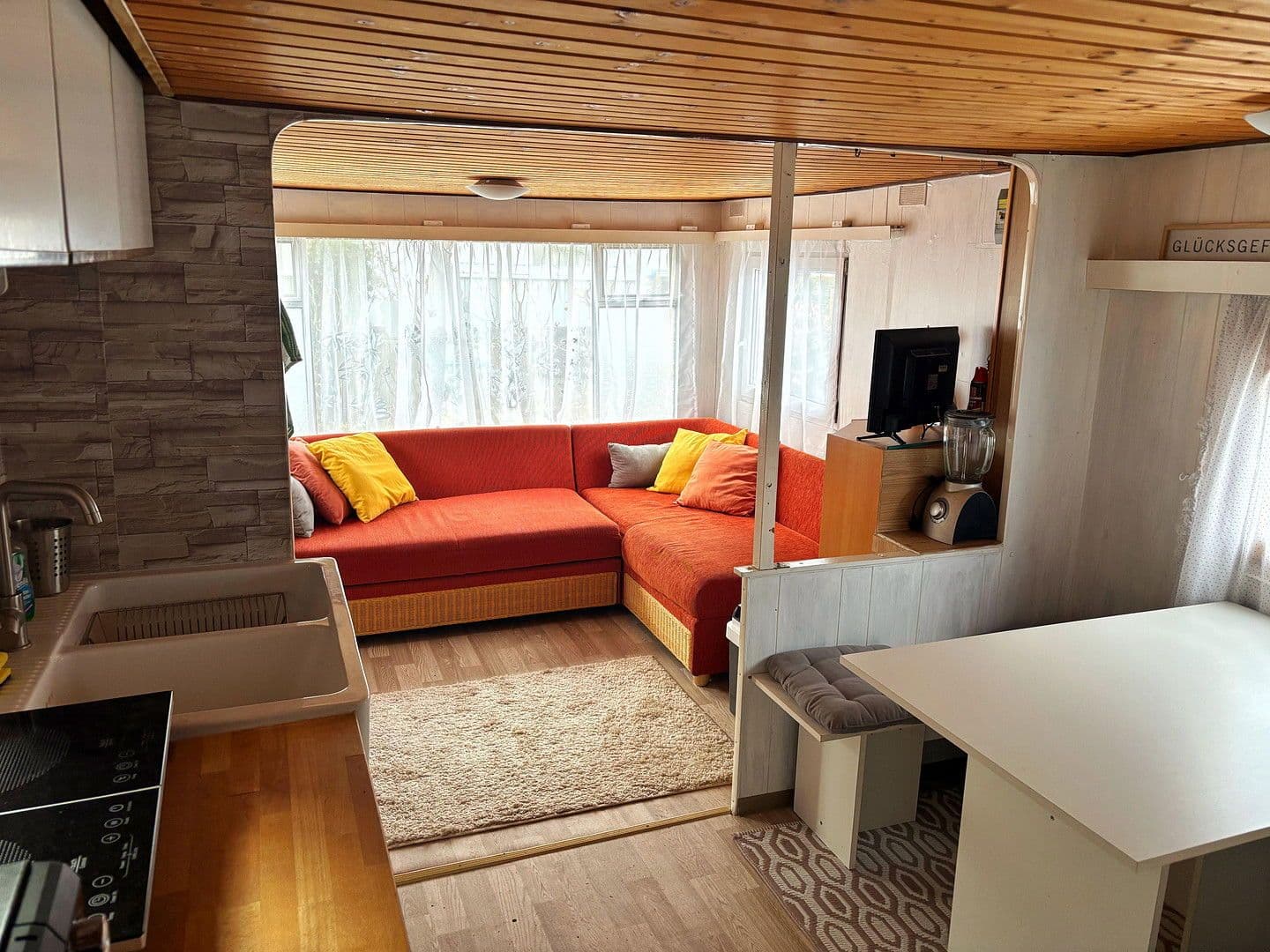 Predaj domu 30 m², pozemek 180 m², Mobilheimplatz Forchtenstein, Forchtenstein, Burgenland Predaj domu 30 m², pozemek 180 m², Mobilheimplatz Forchtenstein, Forchtenstein, Burgenland