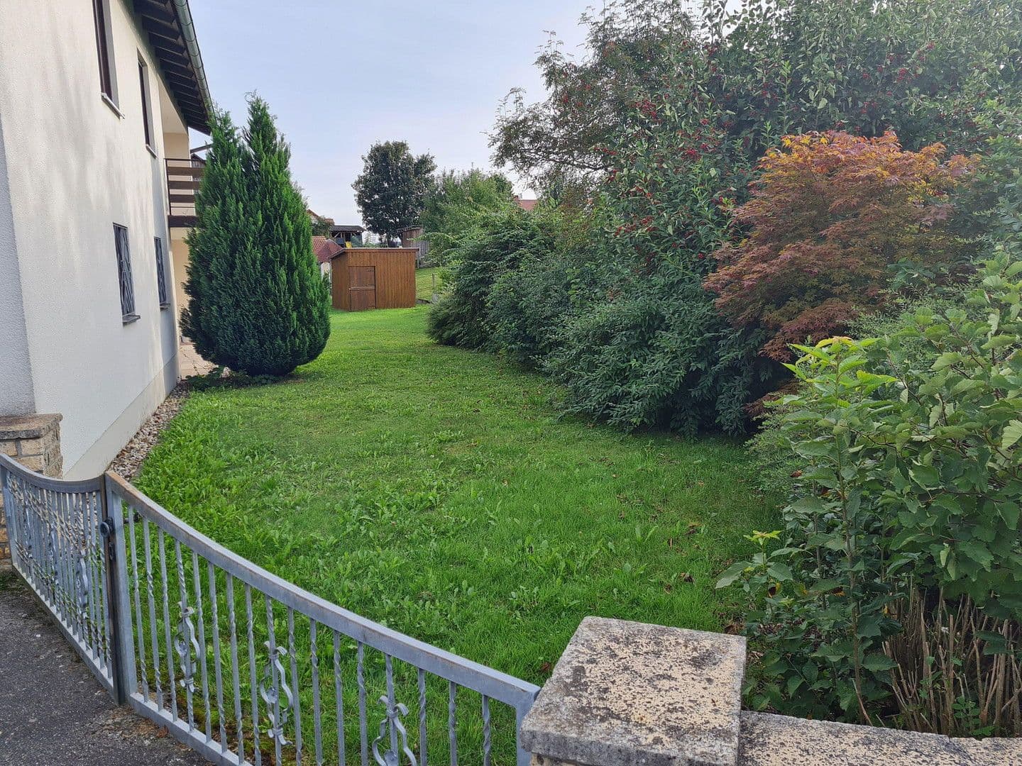 Predaj domu 139 m², pozemek 1.064 m², Lindacher Str. 5, Buchhofen, Bavorsko Predaj domu 139 m², pozemek 1.064 m², Lindacher Str. 5, Buchhofen, Bavorsko