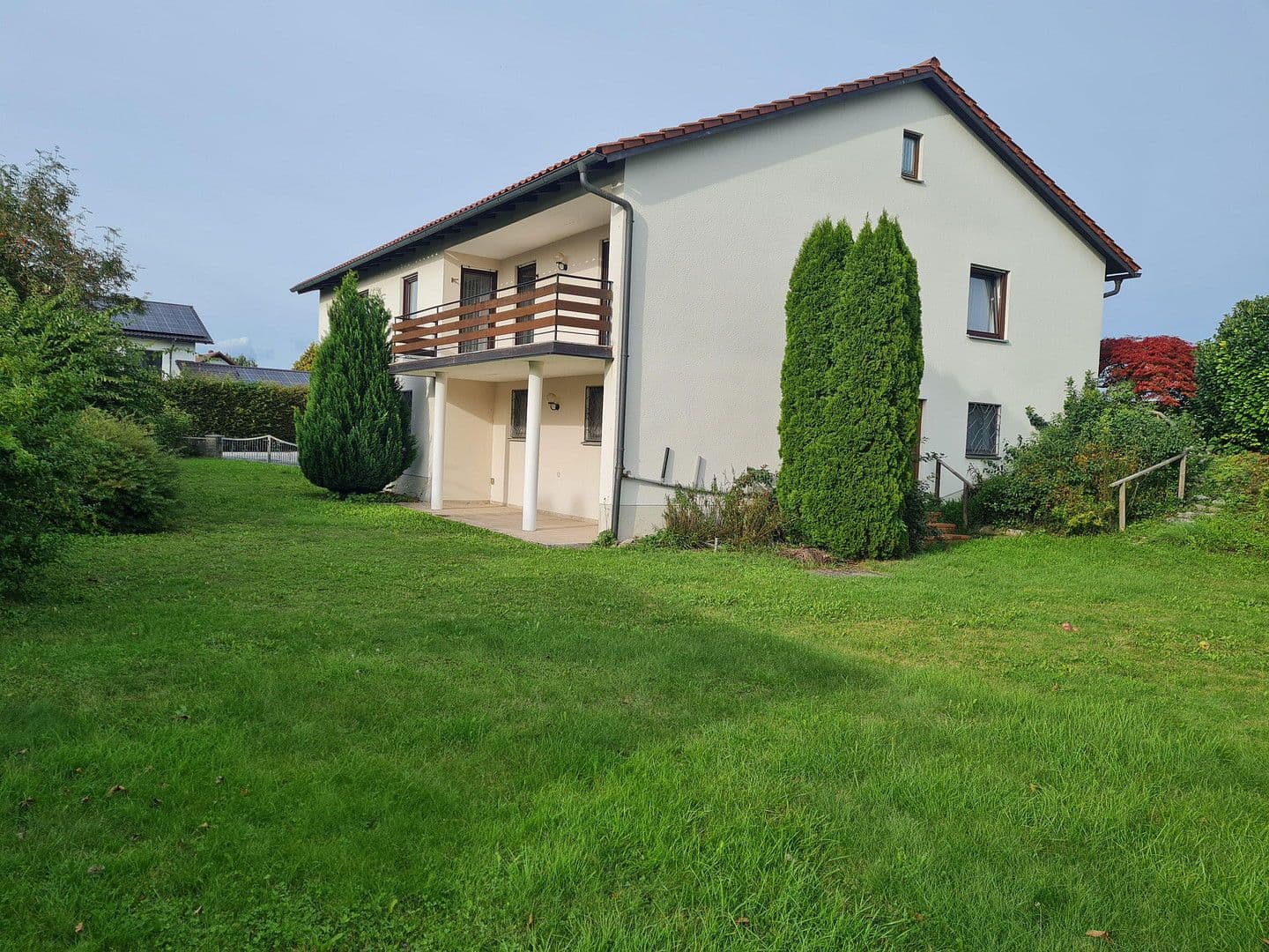 Predaj domu 139 m², pozemek 1.064 m², Lindacher Str. 5, Buchhofen, Bavorsko Predaj domu 139 m², pozemek 1.064 m², Lindacher Str. 5, Buchhofen, Bavorsko