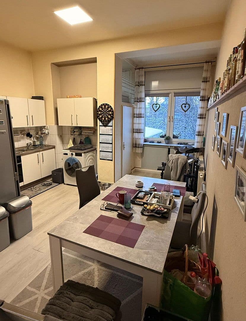 Prenájom bytu 2-izbový 60 m², Solingen, Severné Porýnie - Westfálsko Prenájom bytu 2-izbový 60 m², Solingen, Severné Porýnie - Westfálsko