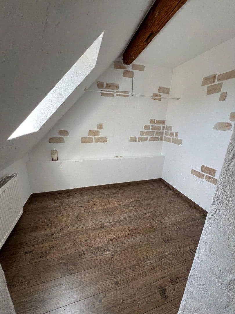 Prenájom bytu 6-izbový 120 m², Schöckinger Straße 31, Korntal-Münchingen, Bádensko-Wurttembersko Prenájom bytu 6-izbový 120 m², Schöckinger Straße 31, Korntal-Münchingen, Bádensko-Wurttembersko