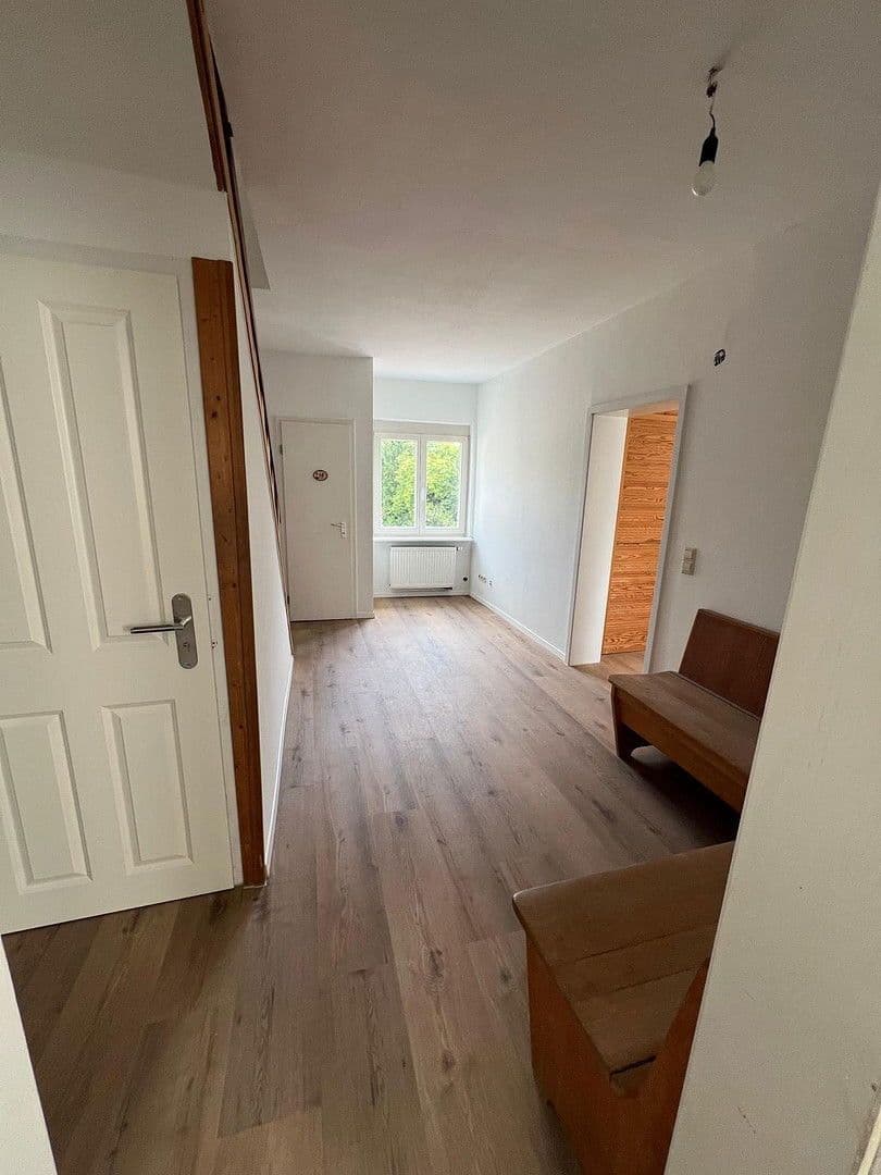 Prenájom bytu 6-izbový 120 m², Schöckinger Straße 31, Korntal-Münchingen, Bádensko-Wurttembersko Prenájom bytu 6-izbový 120 m², Schöckinger Straße 31, Korntal-Münchingen, Bádensko-Wurttembersko