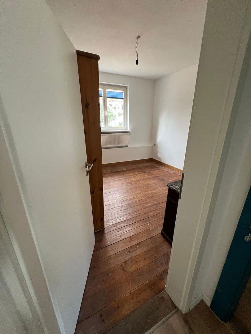 Prenájom bytu 6-izbový 120 m², Schöckinger Straße 31, Korntal-Münchingen, Bádensko-Wurttembersko Prenájom bytu 6-izbový 120 m², Schöckinger Straße 31, Korntal-Münchingen, Bádensko-Wurttembersko