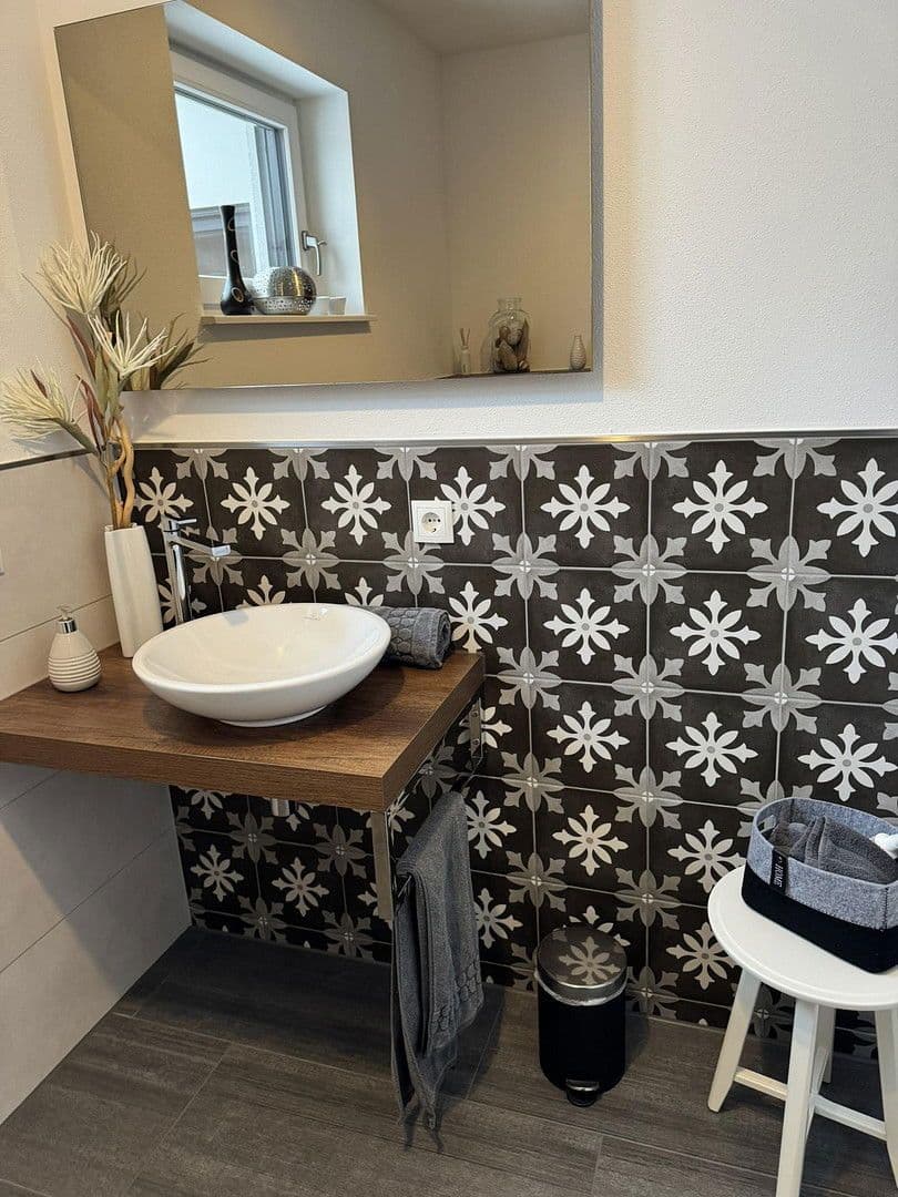 Predaj domu 223 m², pozemek 1.094 m², Speinshart, Bavorsko Predaj domu 223 m², pozemek 1.094 m², Speinshart, Bavorsko