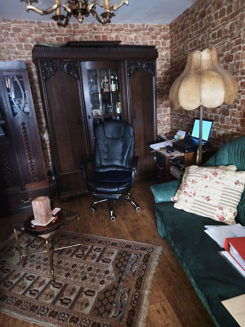 Predaj domu 285 m², pozemek 25 m², Am Markt 59, Lieser, Porýnie-Falcko Predaj domu 285 m², pozemek 25 m², Am Markt 59, Lieser, Porýnie-Falcko