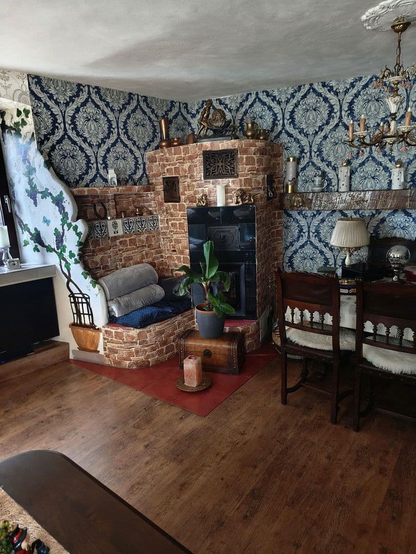 Predaj domu 285 m², pozemek 25 m², Am Markt 59, Lieser, Porýnie-Falcko Predaj domu 285 m², pozemek 25 m², Am Markt 59, Lieser, Porýnie-Falcko