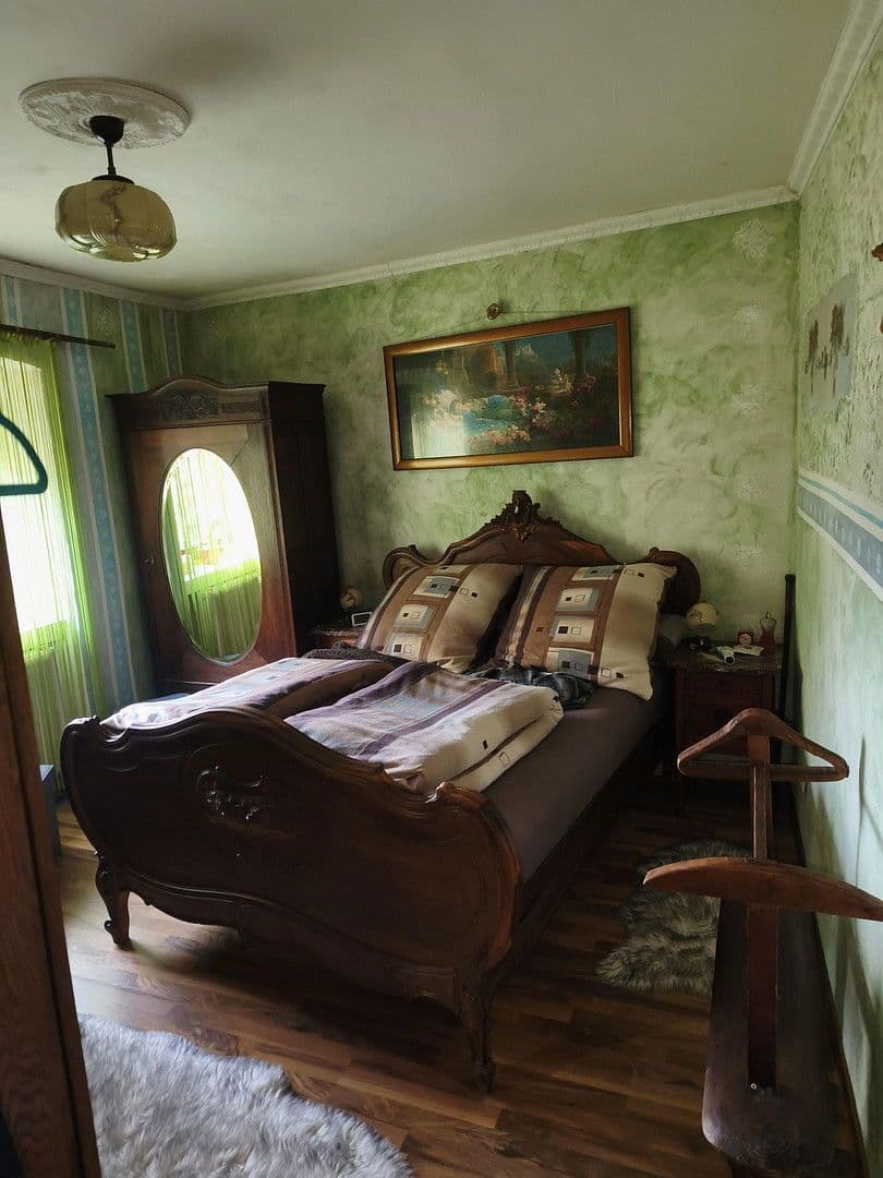 Predaj domu 285 m², pozemek 25 m², Am Markt 59, Lieser, Porýnie-Falcko Predaj domu 285 m², pozemek 25 m², Am Markt 59, Lieser, Porýnie-Falcko