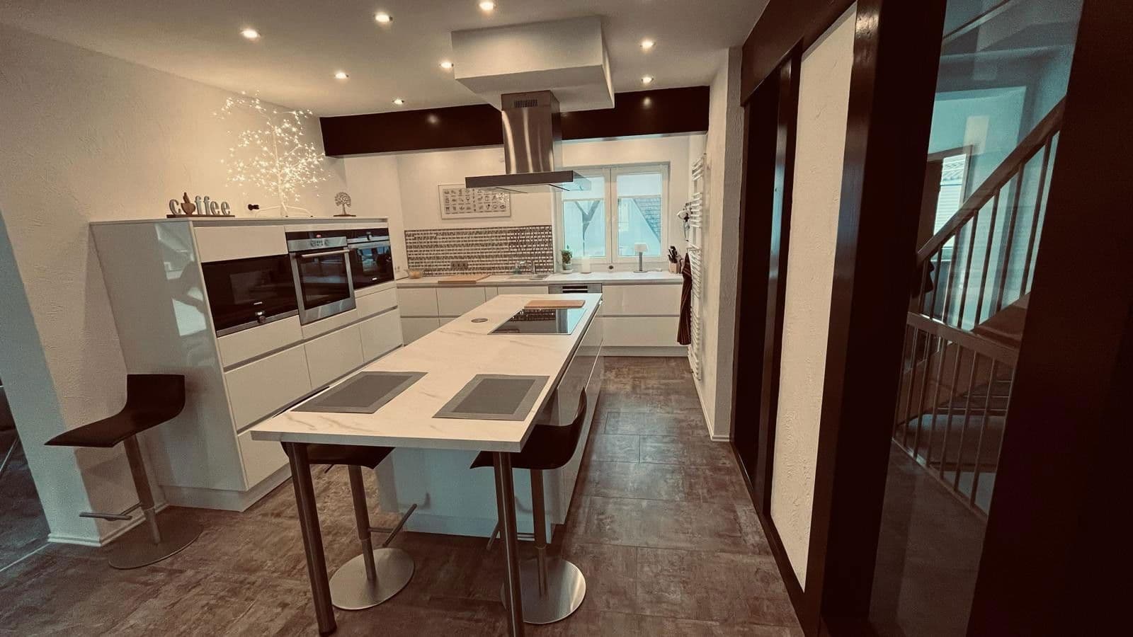 Predaj domu 400 m², pozemek 375 m², Medebach, Severné Porýnie - Westfálsko Predaj domu 400 m², pozemek 375 m², Medebach, Severné Porýnie - Westfálsko