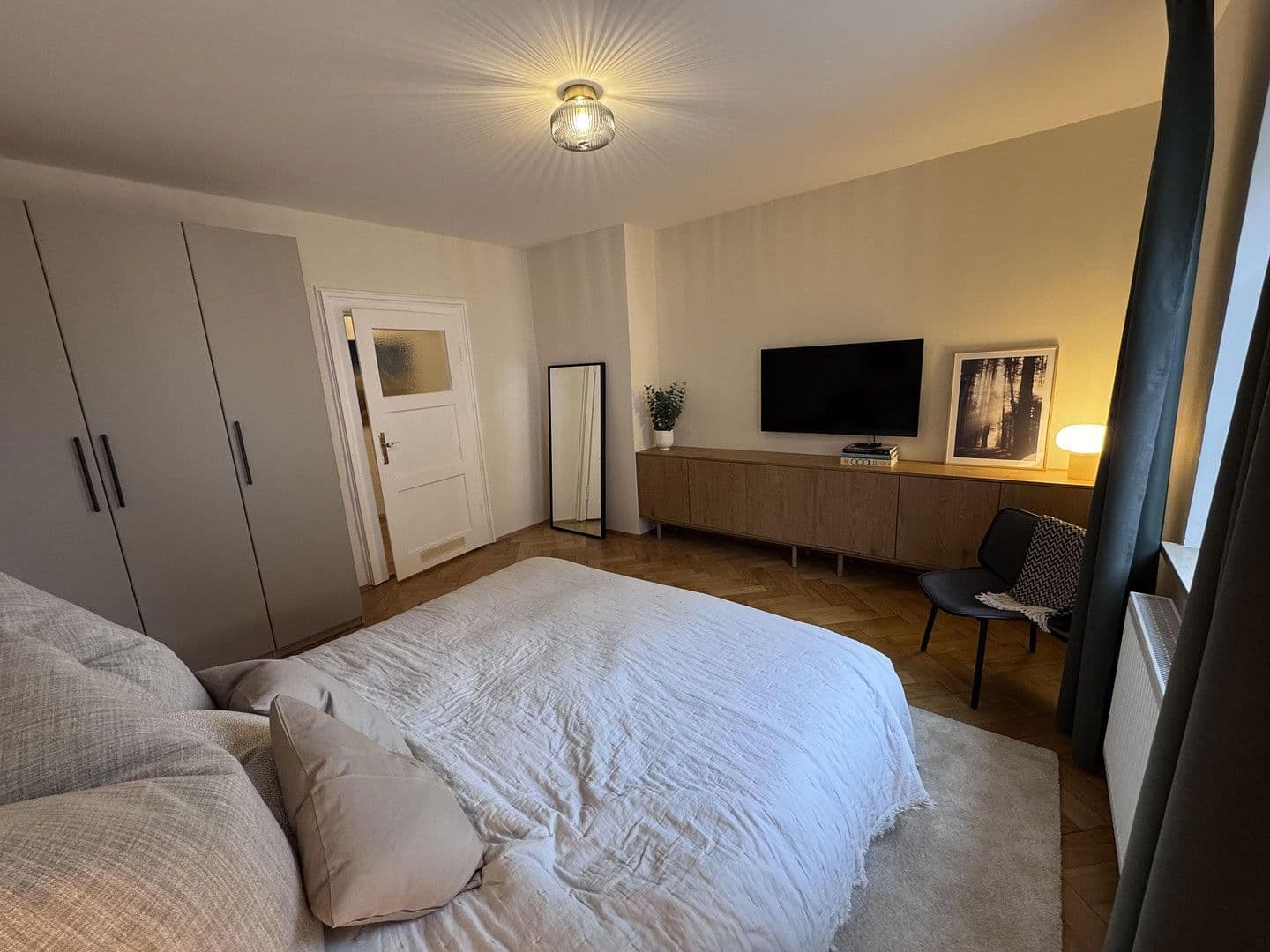 Prenájom bytu 3-izbový 80 m², Schedelstraße 11, München, Bavorsko Prenájom bytu 3-izbový 80 m², Schedelstraße 11, München, Bavorsko