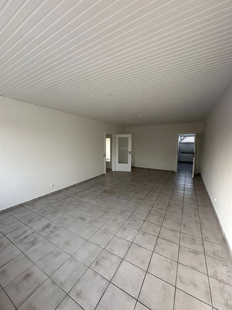 Prenájom bytu 3-izbový 87 m², Essen, Severné Porýnie - Westfálsko Prenájom bytu 3-izbový 87 m², Essen, Severné Porýnie - Westfálsko