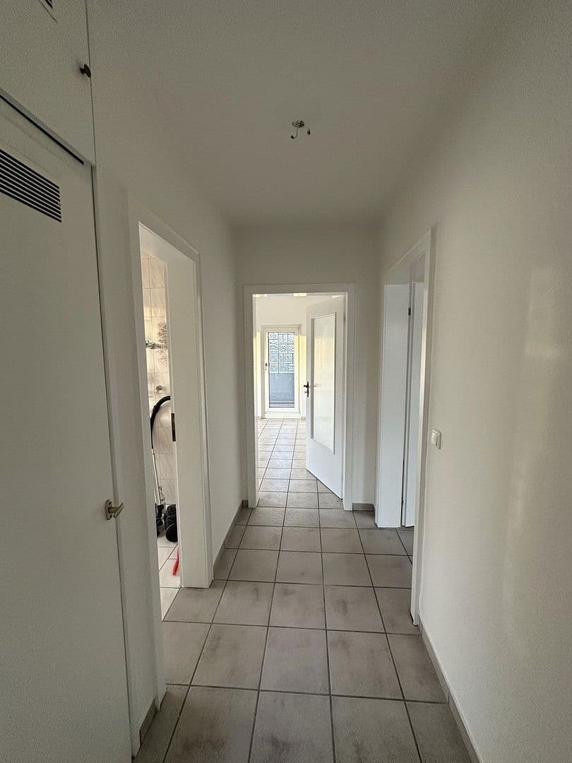 Prenájom bytu 3-izbový 87 m², Essen, Severné Porýnie - Westfálsko Prenájom bytu 3-izbový 87 m², Essen, Severné Porýnie - Westfálsko