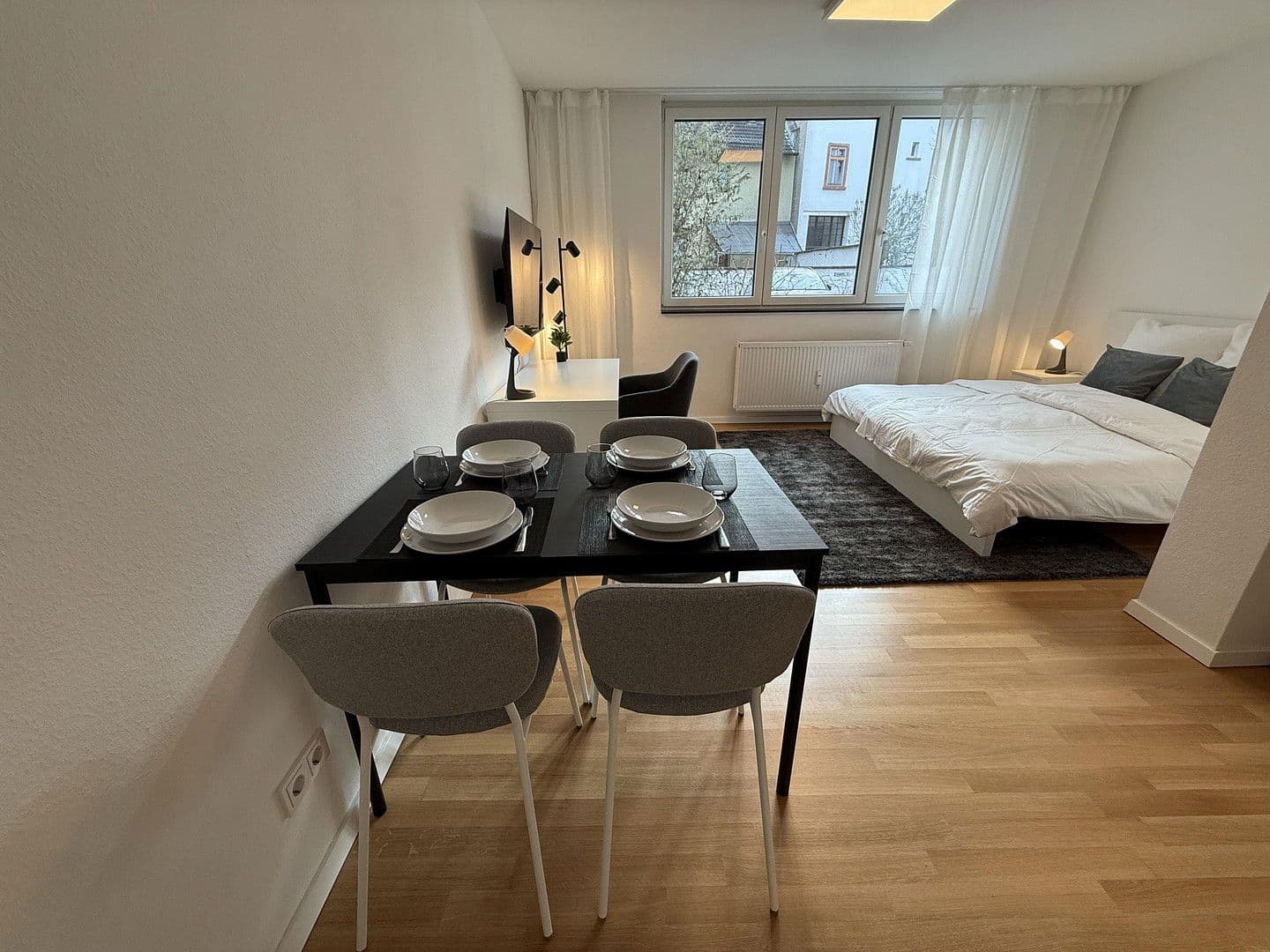 Prenájom bytu 1-izbový 27 m², Triftstr. 51, Frankfurt am Main, Hesensko Prenájom bytu 1-izbový 27 m², Triftstr. 51, Frankfurt am Main, Hesensko