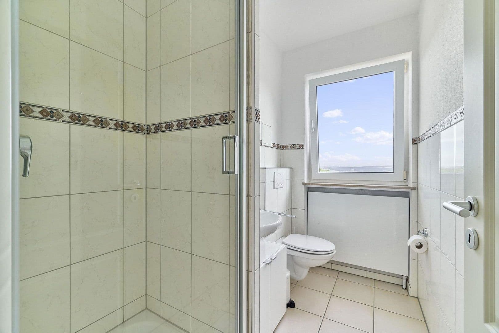 Prenájom bytu 4-izbový 107 m², Berliner Str. 40, Landstuhl, Porýnie-Falcko Prenájom bytu 4-izbový 107 m², Berliner Str. 40, Landstuhl, Porýnie-Falcko