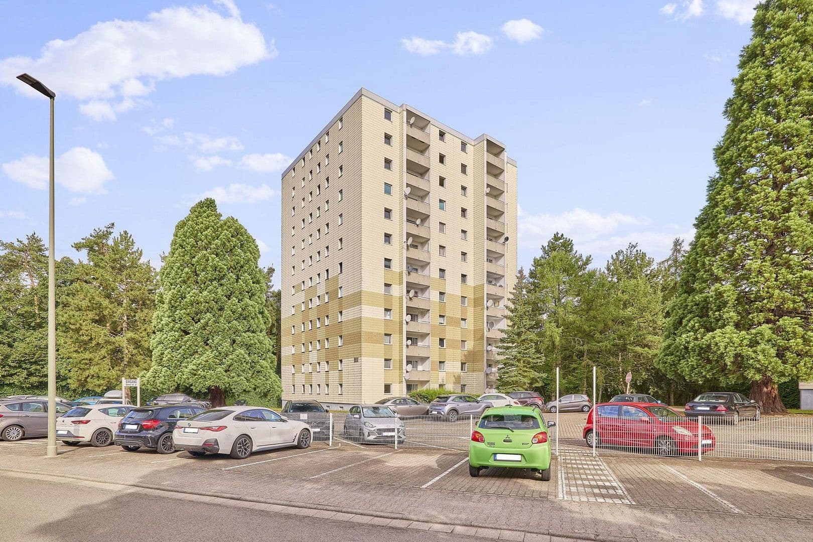 Prenájom bytu 4-izbový 107 m², Berliner Str. 40, Landstuhl, Porýnie-Falcko Prenájom bytu 4-izbový 107 m², Berliner Str. 40, Landstuhl, Porýnie-Falcko