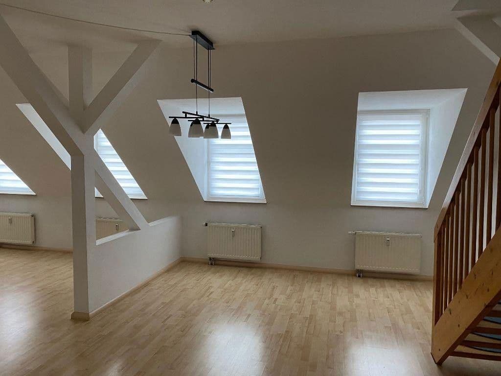 Predaj bytu 3-izbový 101 m², Bernsdorfer Straße 67, Chemnitz, Sasko Predaj bytu 3-izbový 101 m², Bernsdorfer Straße 67, Chemnitz, Sasko