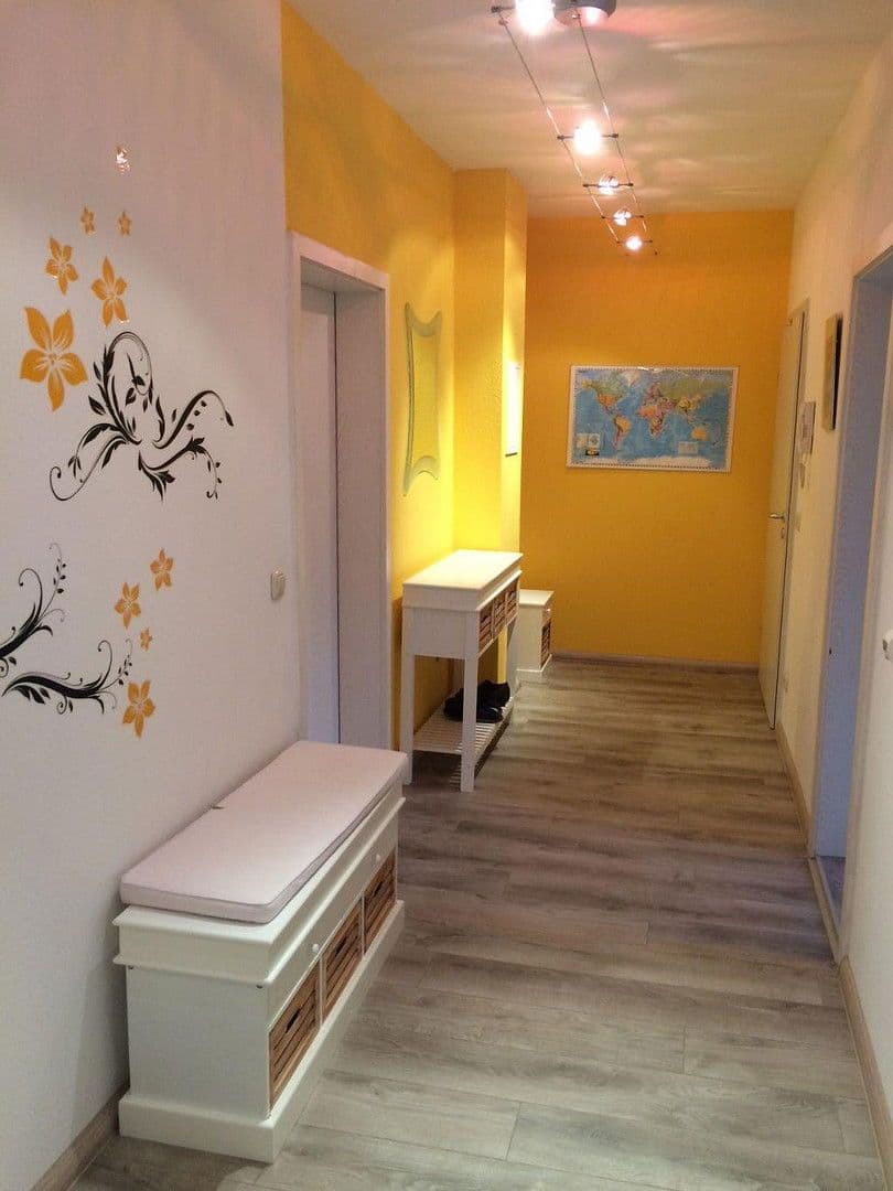 Predaj bytu 3-izbový 101 m², Bernsdorfer Straße 67, Chemnitz, Sasko Predaj bytu 3-izbový 101 m², Bernsdorfer Straße 67, Chemnitz, Sasko