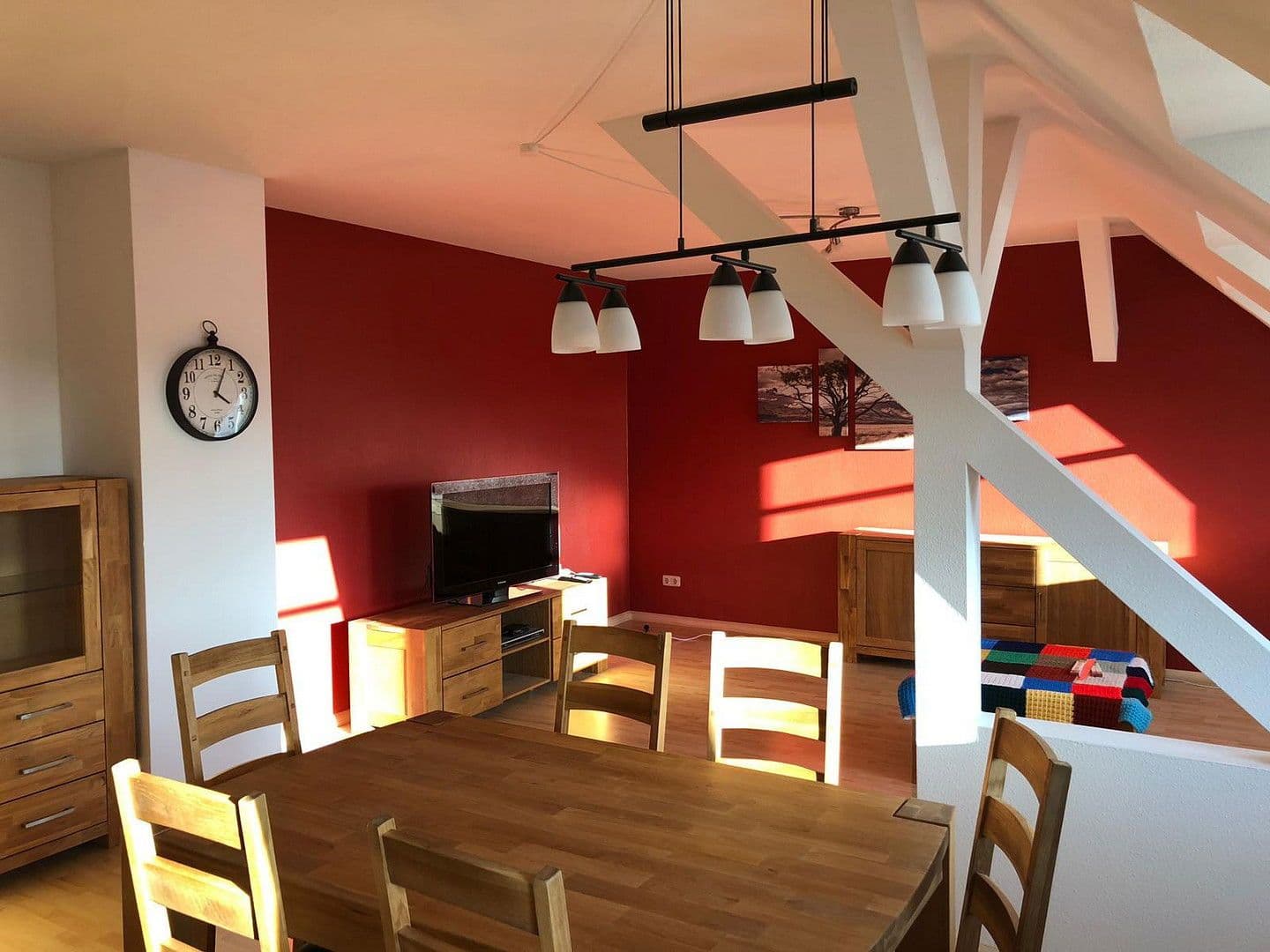 Predaj bytu 3-izbový 101 m², Bernsdorfer Straße 67, Chemnitz, Sasko Predaj bytu 3-izbový 101 m², Bernsdorfer Straße 67, Chemnitz, Sasko