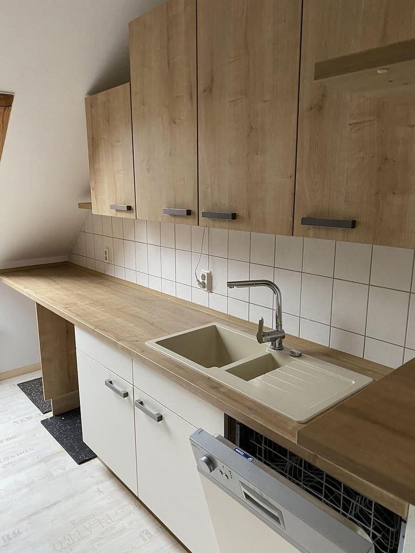 Predaj bytu 3-izbový 101 m², Bernsdorfer Straße 67, Chemnitz, Sasko Predaj bytu 3-izbový 101 m², Bernsdorfer Straße 67, Chemnitz, Sasko