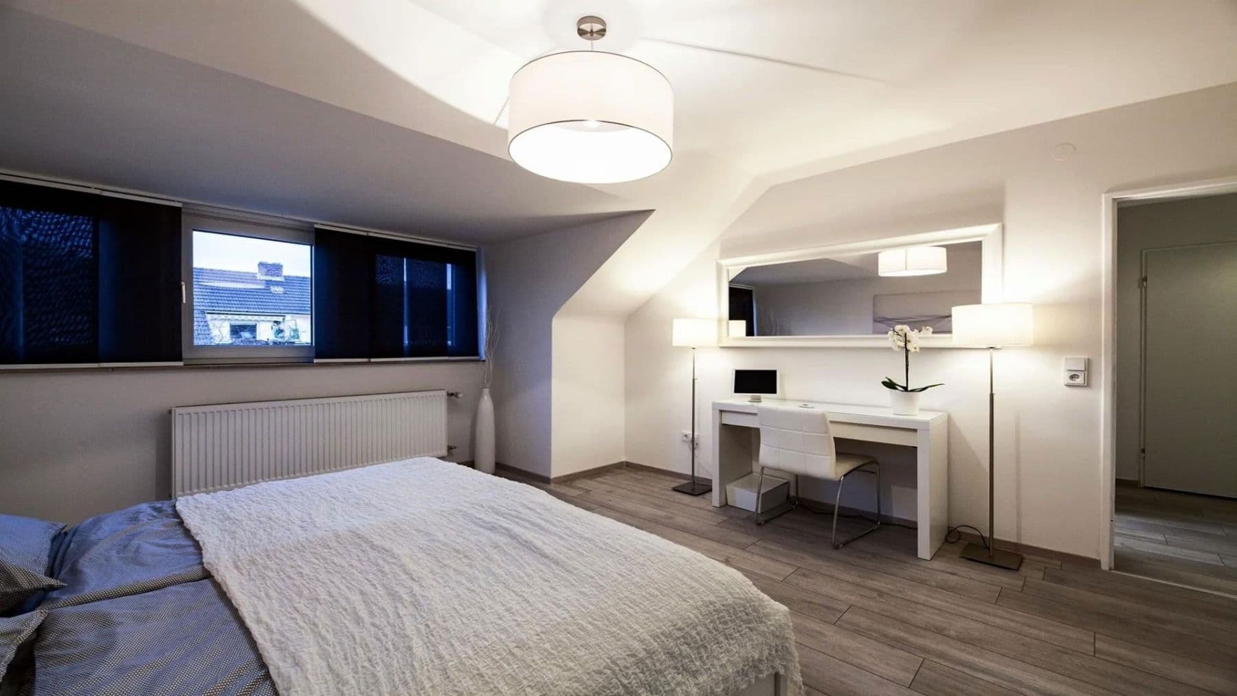 Prenájom bytu 2-izbový 68 m², Köln, Severné Porýnie - Westfálsko Prenájom bytu 2-izbový 68 m², Köln, Severné Porýnie - Westfálsko