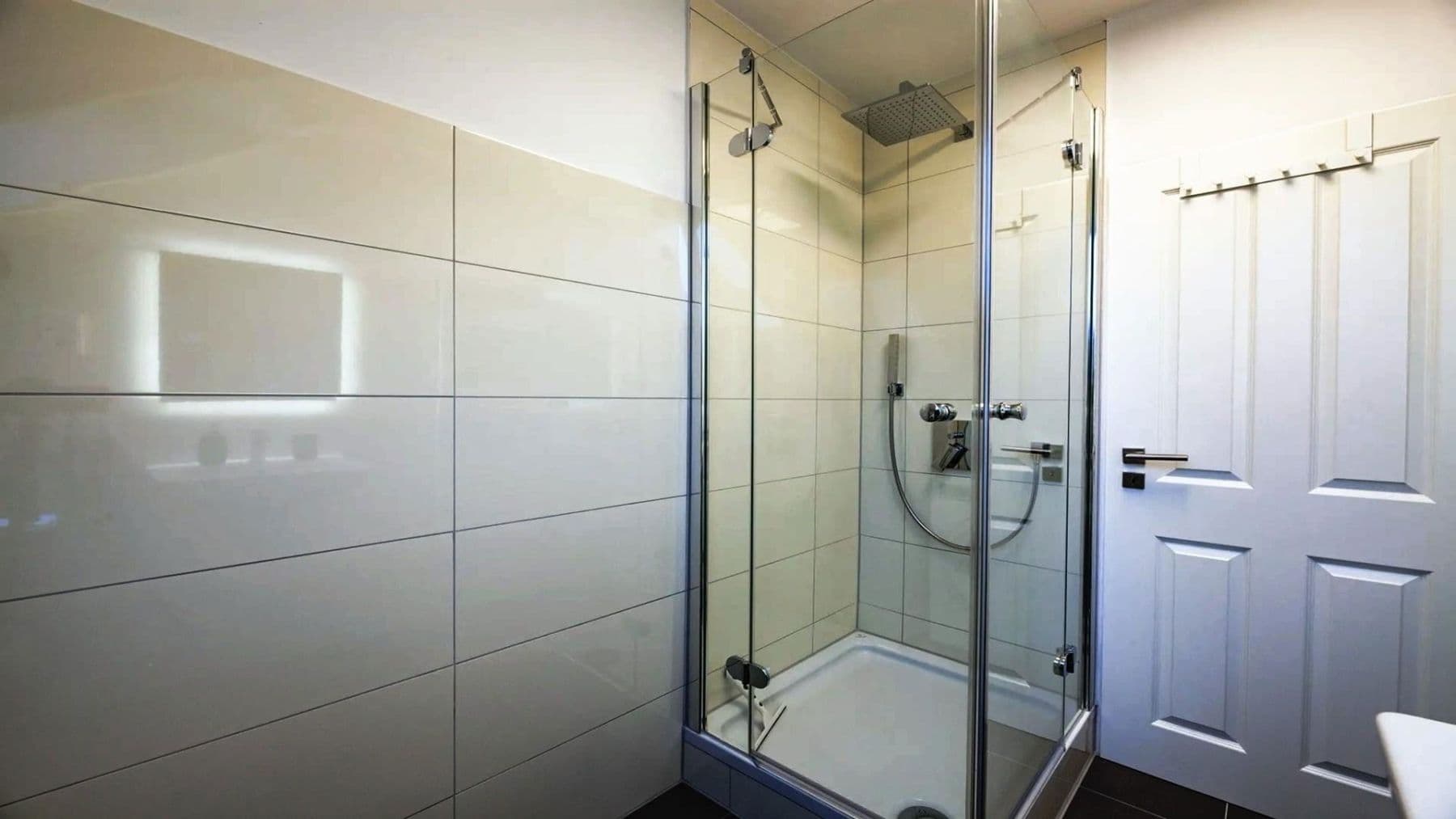 Prenájom bytu 2-izbový 68 m², Köln, Severné Porýnie - Westfálsko Prenájom bytu 2-izbový 68 m², Köln, Severné Porýnie - Westfálsko