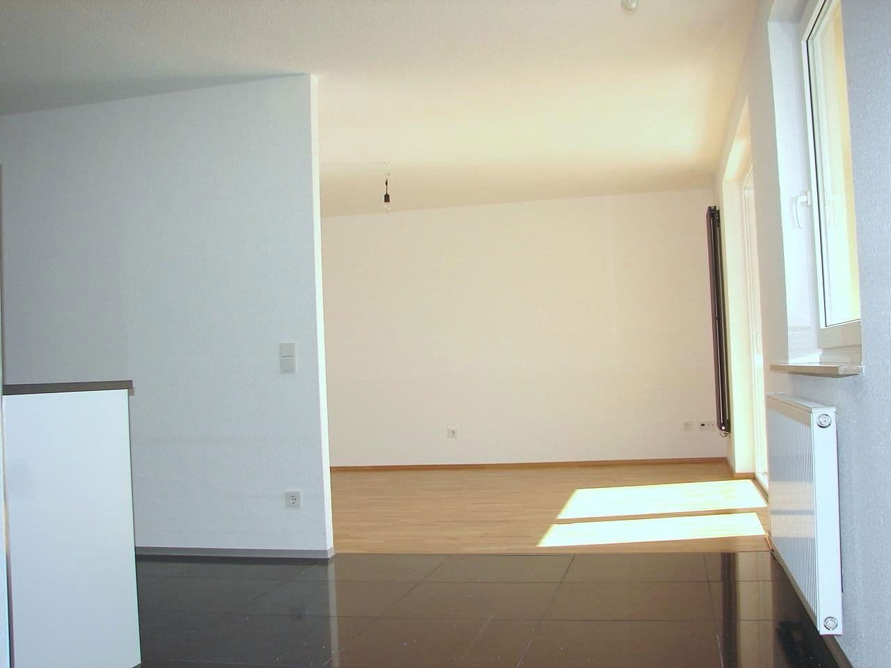 Prenájom bytu 3-izbový 78 m², Nürnberg, Bavorsko Prenájom bytu 3-izbový 78 m², Nürnberg, Bavorsko