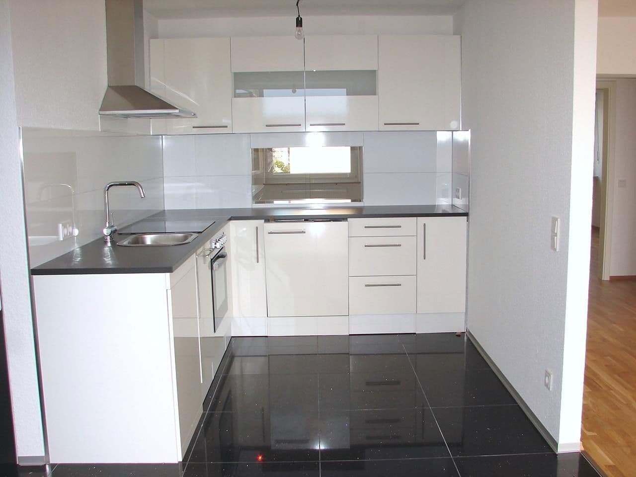 Prenájom bytu 3-izbový 78 m², Nürnberg, Bavorsko Prenájom bytu 3-izbový 78 m², Nürnberg, Bavorsko