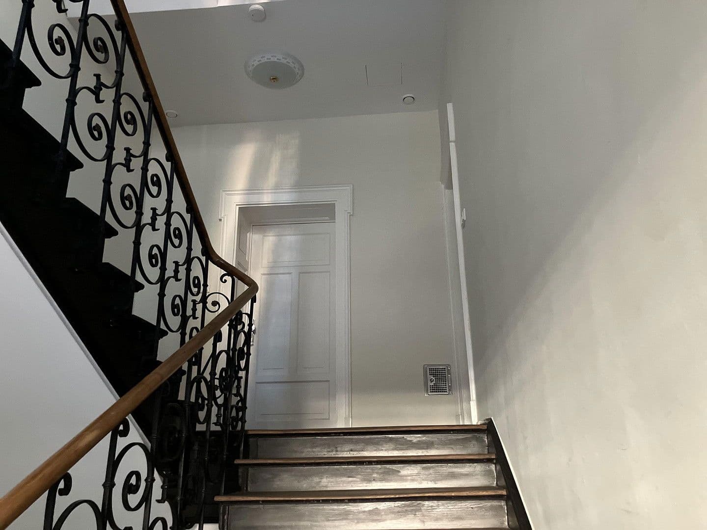 Prenájom bytu 3-izbový 62 m², München, Bavorsko Prenájom bytu 3-izbový 62 m², München, Bavorsko