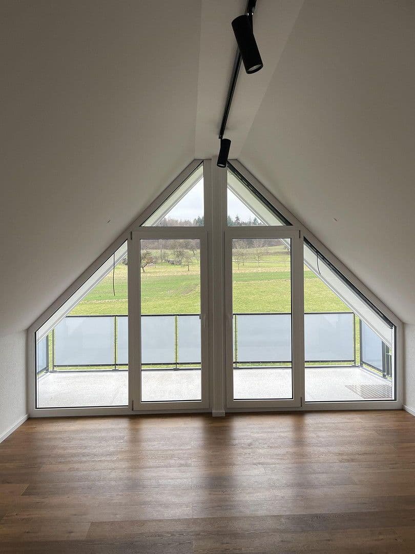 Prenájom bytu 5-izbový 166 m², Gottmadingen, Bádensko-Wurttembersko Prenájom bytu 5-izbový 166 m², Gottmadingen, Bádensko-Wurttembersko