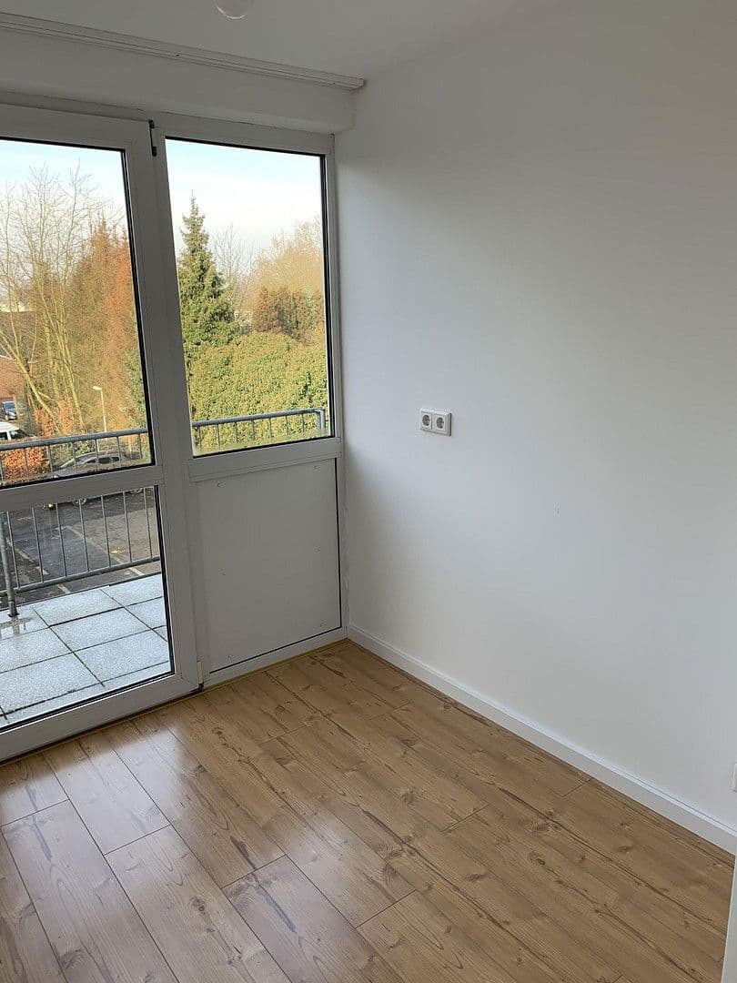 Prenájom bytu 2-izbový 63 m², Josefstr. 45, Nettetal, Severné Porýnie - Westfálsko Prenájom bytu 2-izbový 63 m², Josefstr. 45, Nettetal, Severné Porýnie - Westfálsko