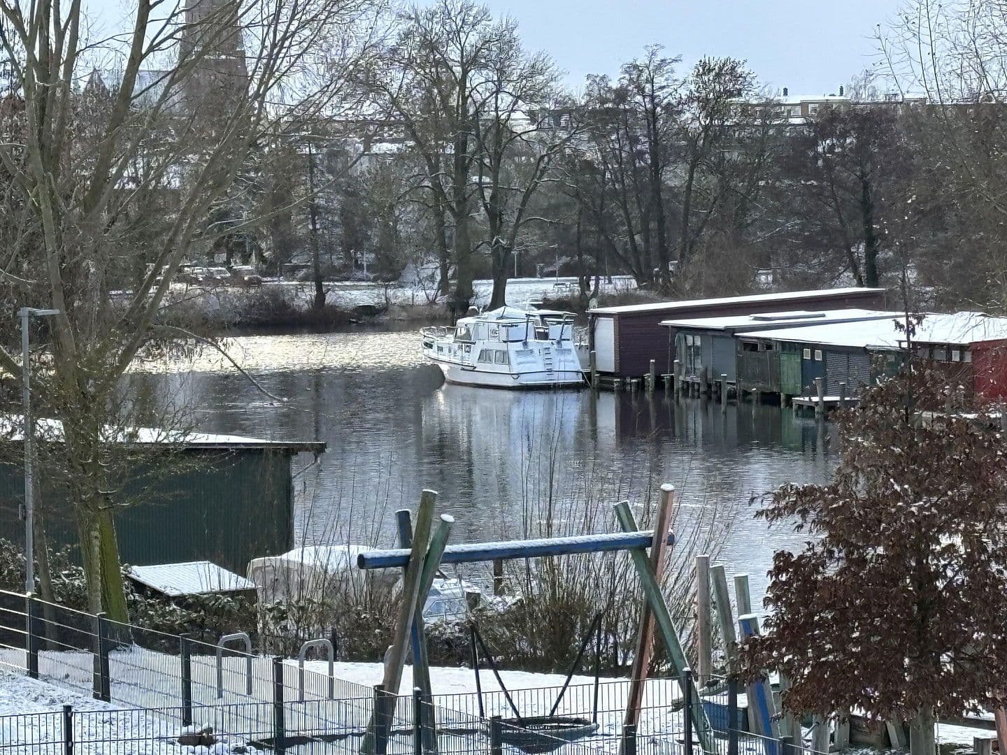 Predaj domu 126 m², pozemek 200 m², Schwerin, Meklenbursko-Predpomoransko Predaj domu 126 m², pozemek 200 m², Schwerin, Meklenbursko-Predpomoransko