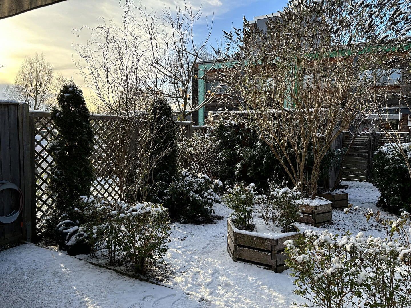 Predaj domu 126 m², pozemek 200 m², Schwerin, Meklenbursko-Predpomoransko Predaj domu 126 m², pozemek 200 m², Schwerin, Meklenbursko-Predpomoransko