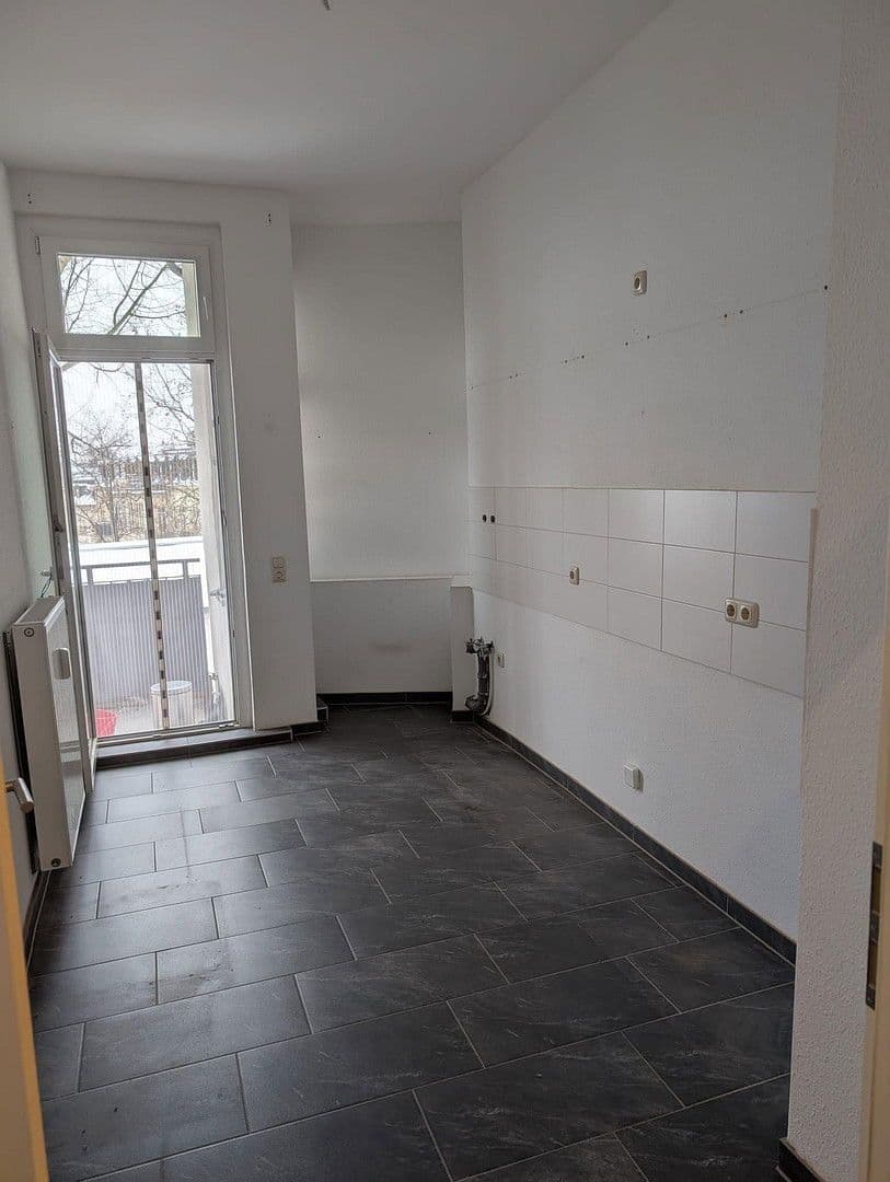 Prenájom bytu 3-izbový 88 m², Leipzig, Sasko Prenájom bytu 3-izbový 88 m², Leipzig, Sasko