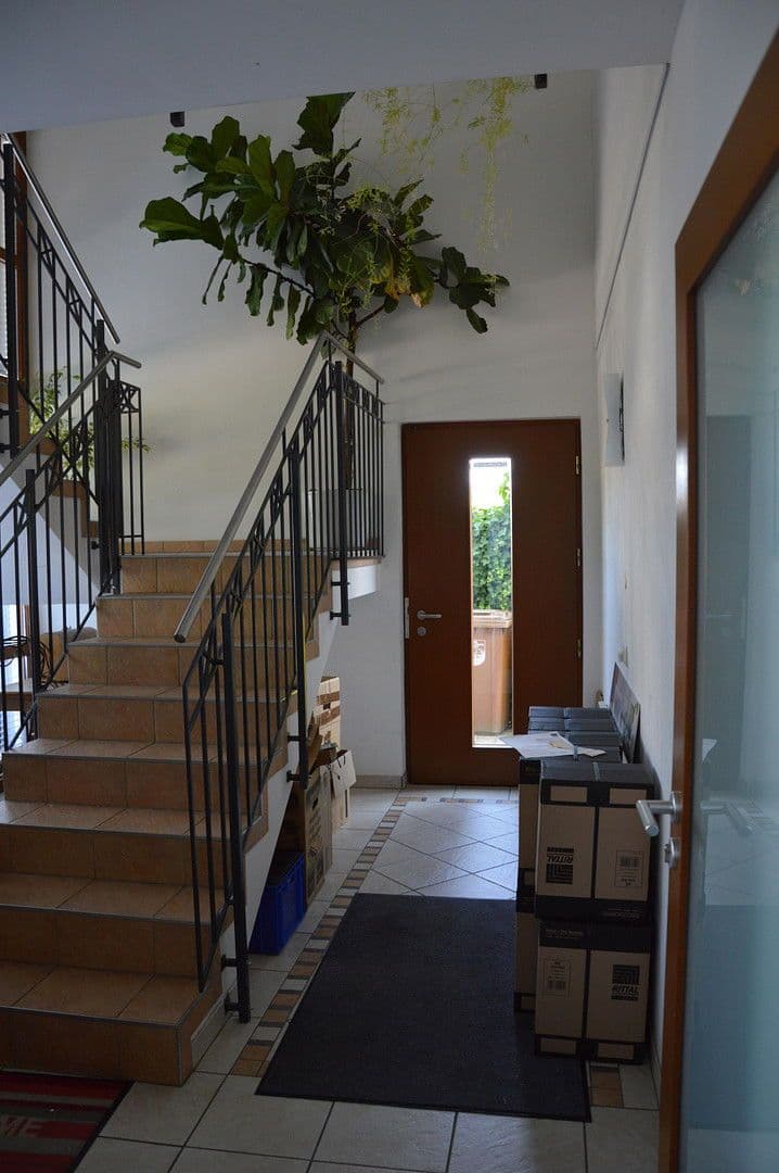 Predaj kancelárie 350 m², Am Hühnerberg 17, Kelkheim (Taunus), Hesensko Predaj kancelárie 350 m², Am Hühnerberg 17, Kelkheim (Taunus), Hesensko