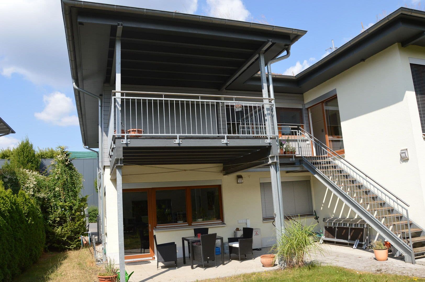 Predaj kancelárie 350 m², Am Hühnerberg 17, Kelkheim (Taunus), Hesensko Predaj kancelárie 350 m², Am Hühnerberg 17, Kelkheim (Taunus), Hesensko