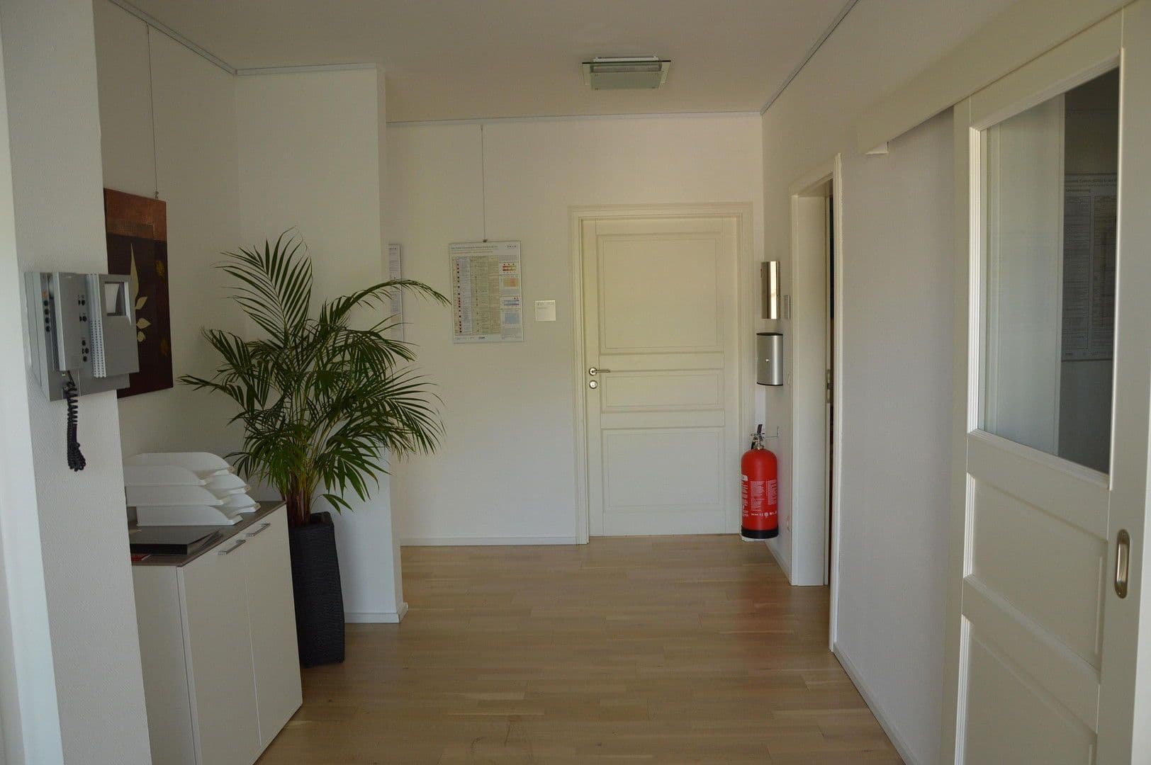 Predaj kancelárie 350 m², Am Hühnerberg 17, Kelkheim (Taunus), Hesensko Predaj kancelárie 350 m², Am Hühnerberg 17, Kelkheim (Taunus), Hesensko