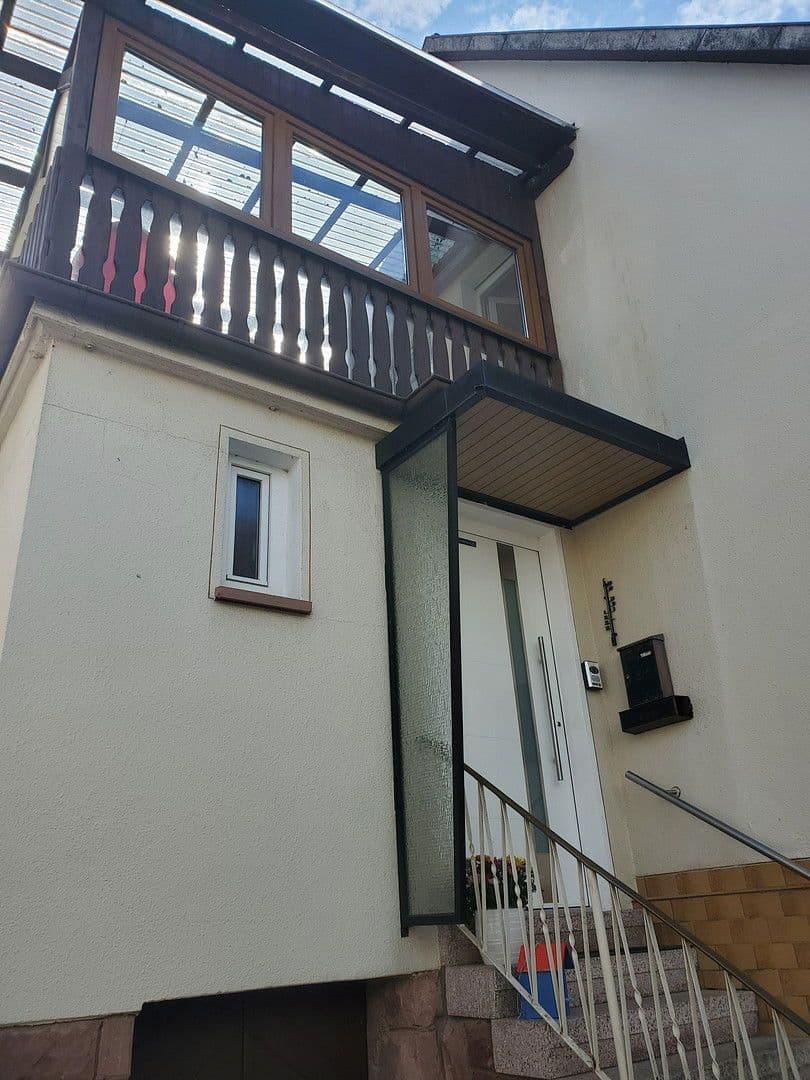 Predaj domu 117 m², pozemek 473 m², Neuendorf, Bavorsko Predaj domu 117 m², pozemek 473 m², Neuendorf, Bavorsko